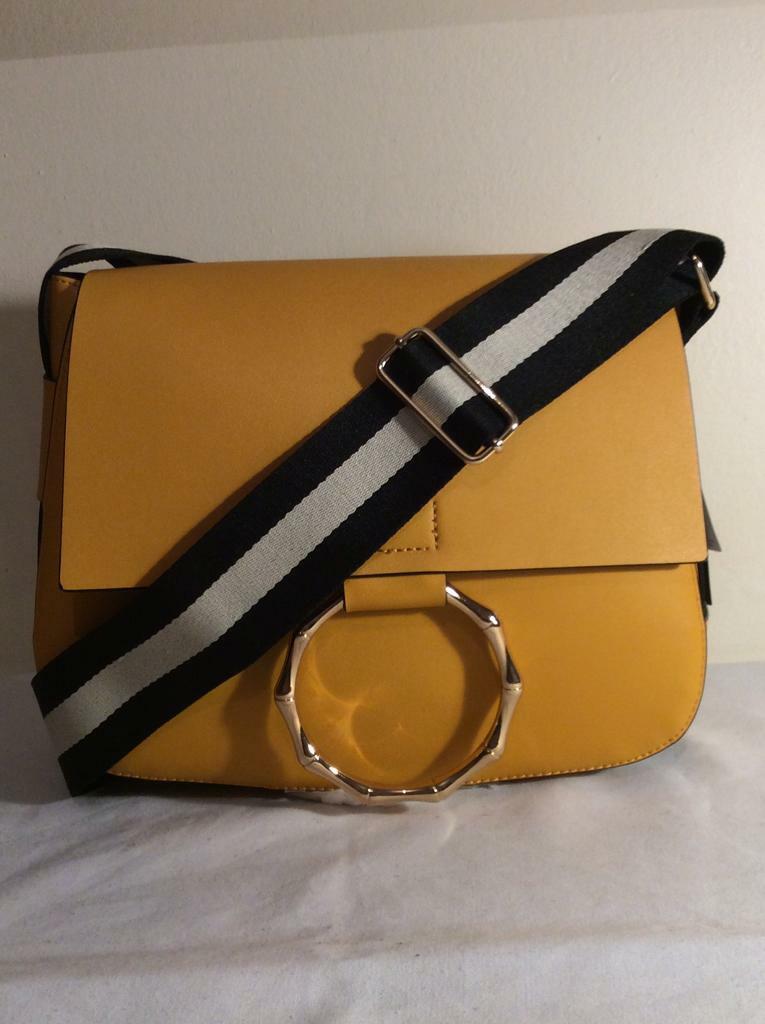 m and s cross body bags